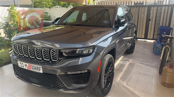 جيب جراند شيروكي 2022 للبيع في العراق - بغداد